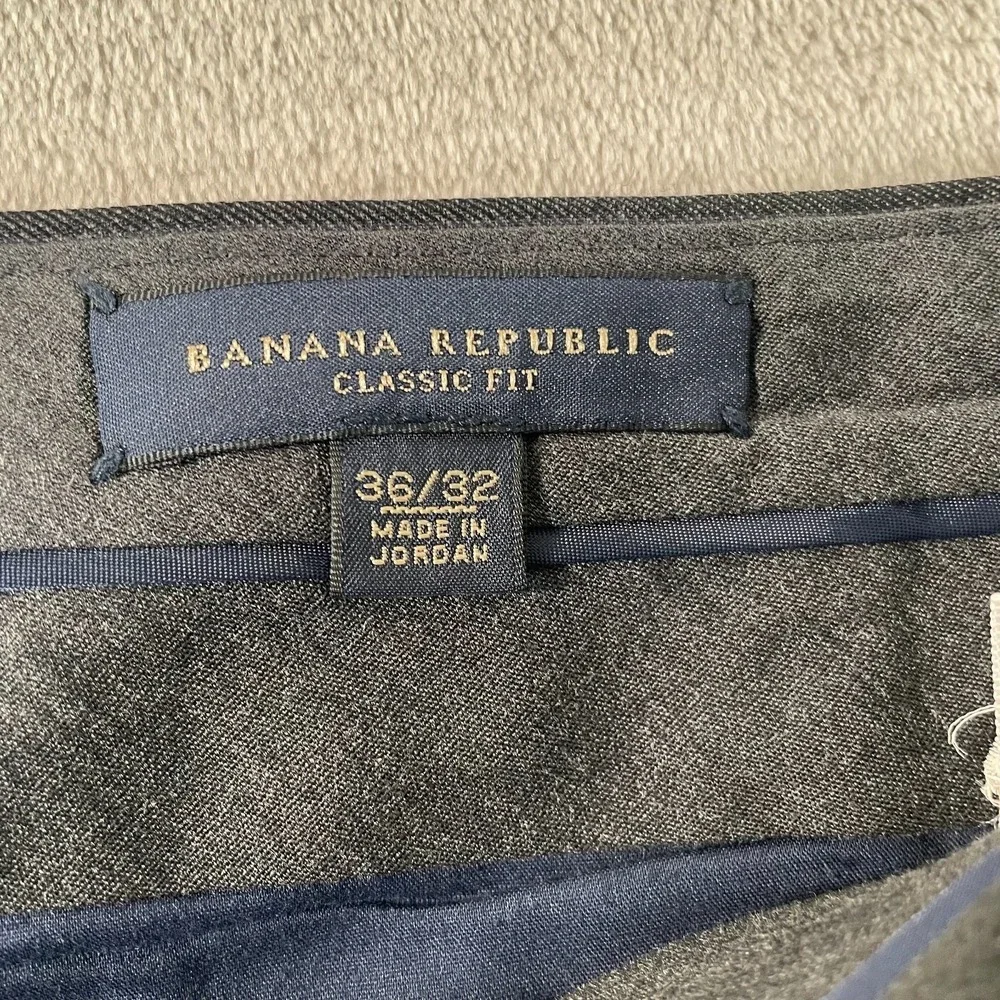 Banana Republic Classic Fit Pants Men 36x31 Grey Striped‎ Wool Straight Leg